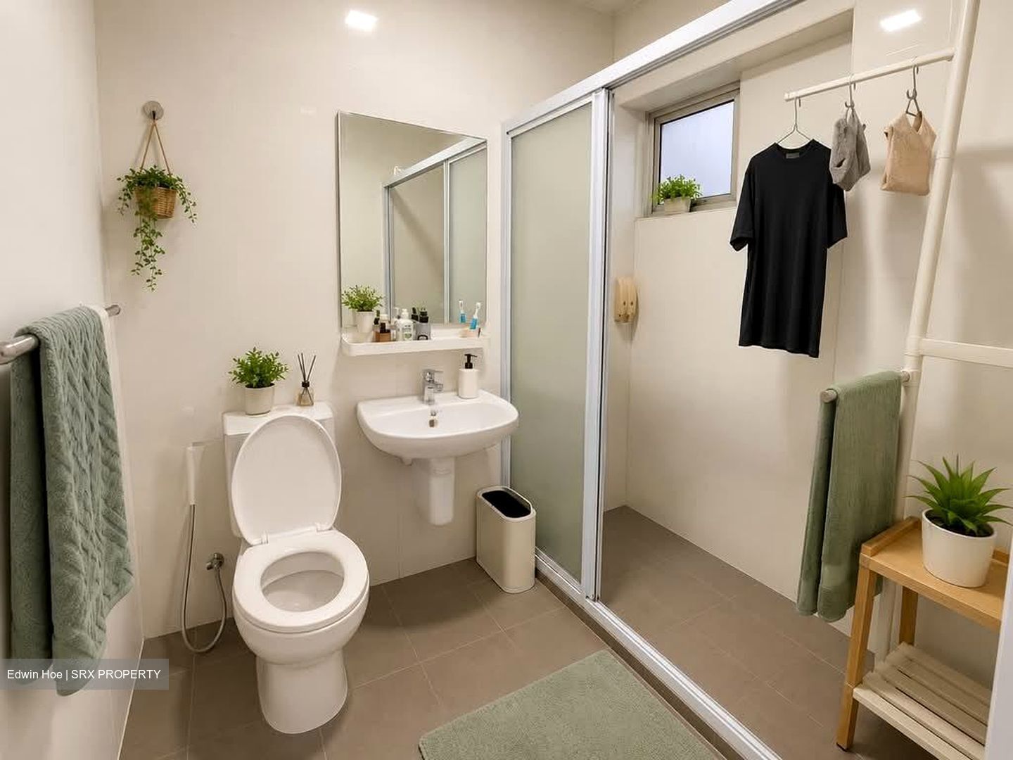 Blk 133 Geylang East Grove (Geylang), HDB Executive #573083021